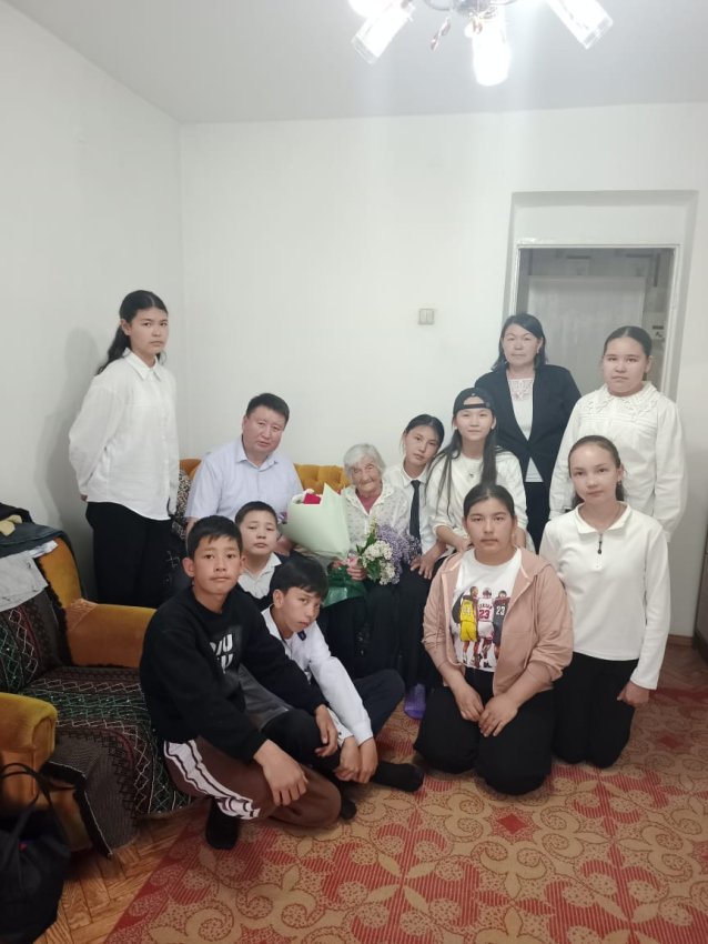 Ұлы Отан соғысындағы Жеңістің 80 жылдығына орай тыл ардагері – ардагер ұстаз Мария Кирилловна Кураковамен кездесу